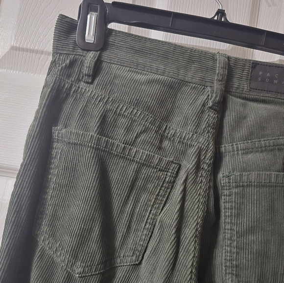 Pacsun High Rise Flare Corduroy Pants in Dark Green, Slim Fit, Button Fly, EUC! - Picture 9 of 12